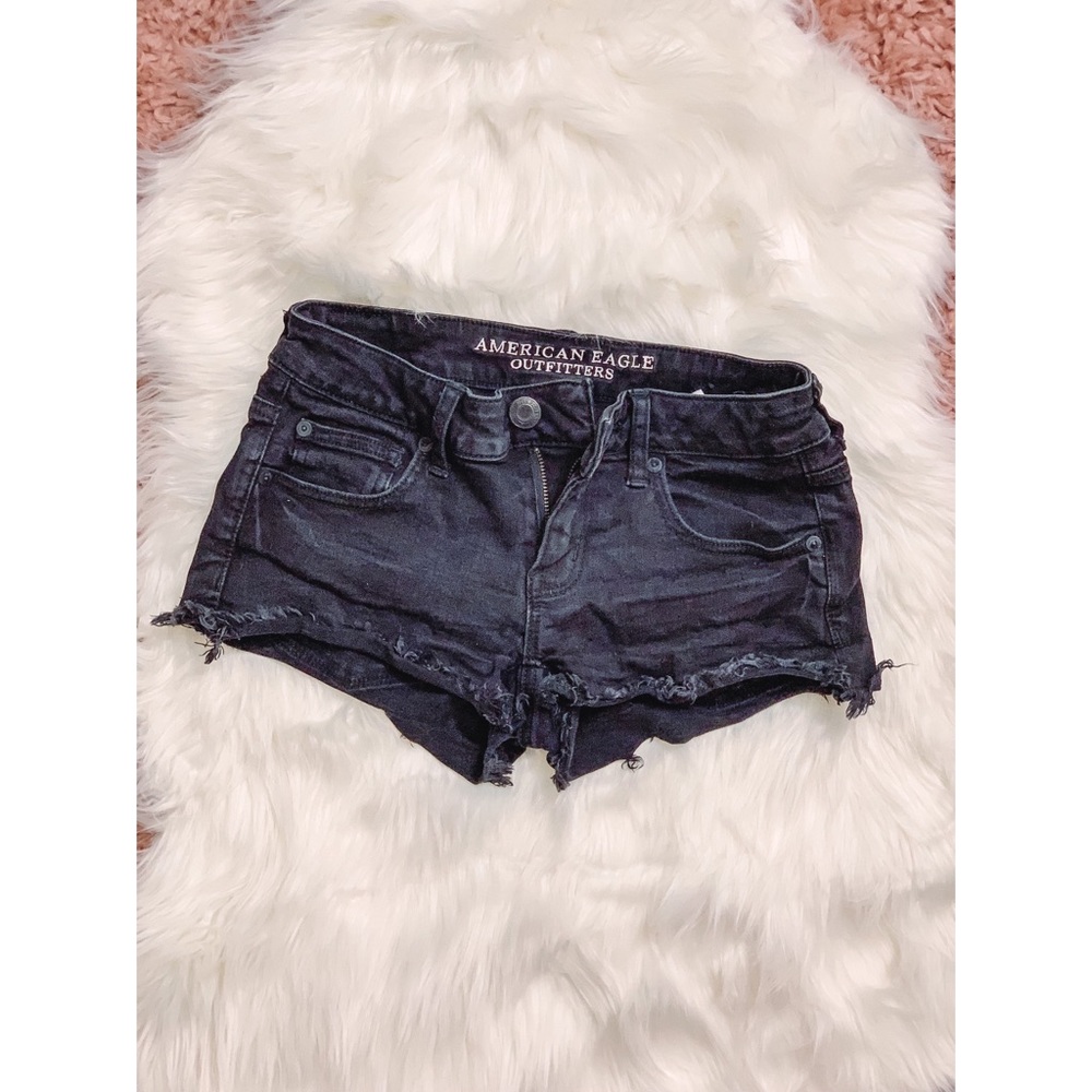 WOMEN- American Eagle shorts